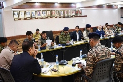 IGP Kashmir chairs security review meeting of security arrangements ahead of LS polls