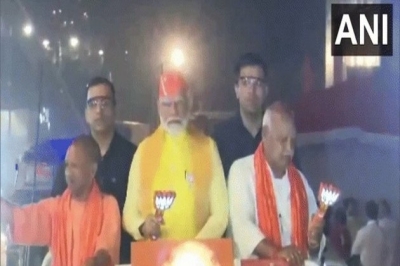 PM Modi, CM Yogi hold roadshow in support of Ayodhya BJP candidate Lallu Singh