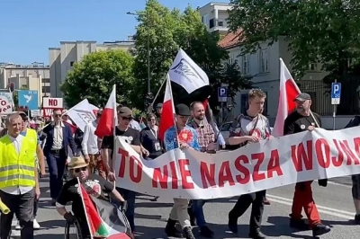 Not our war: Poles march against Ukraine aid