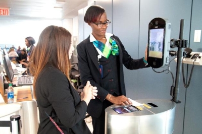 US Senators: Use of facial recognition at airports should be limited