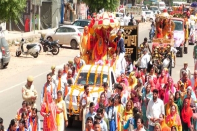 J-K: Massive Shobha Yatra held in Udhampur district ahead of Lord Parshuram Jayanti