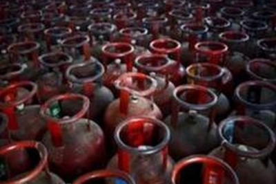 Diversion of domestic LPG gas cylinders for commercial use on the rise