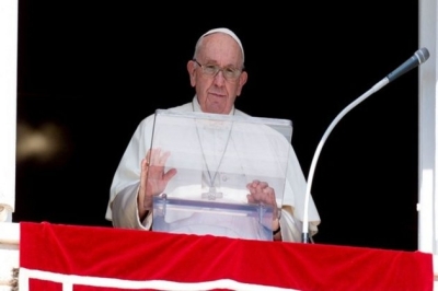 Pope Francis to participate in Easter vigil, says Vatican after last minute pullout from Good Friday procession in Rome