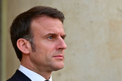 Macron calls for isolation of Iran