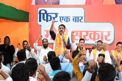 BJP’s Bhopal candidate Alok Sharma looks to live up to history of city’s ‘Chowk Mohalla’