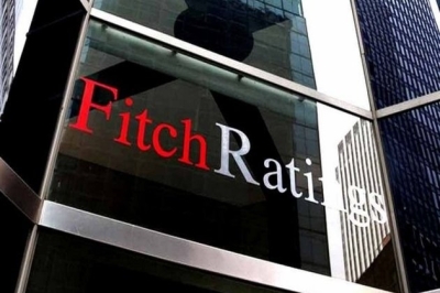 Fitch downgrades outlook on China to negative
