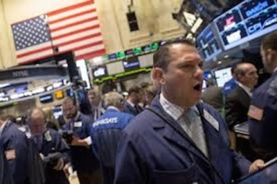 Wall Street: Dow Jones tumbles 431 points as inflation fears reignite