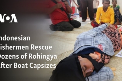 Indonesian Fishermen Rescue Dozens of Rohingya After Boat Capsizes