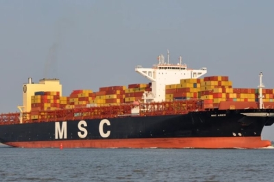 Iran seizes Israeli-run container ship