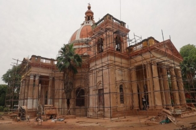 Delhi LG inspects renovation work of 187-year-old heritage St James’ Church