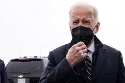 Biden marks ‘tragic milestone’ of 900,000 American deaths from COVID-19